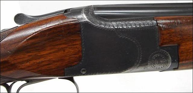 Browning B25.