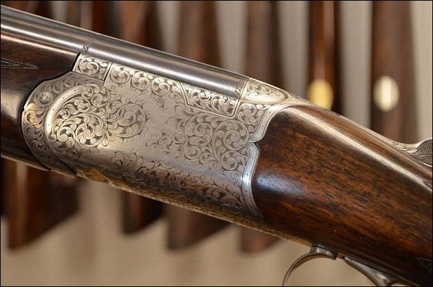 Το κυρτωμένο Beretta του κυρίου Casleton.